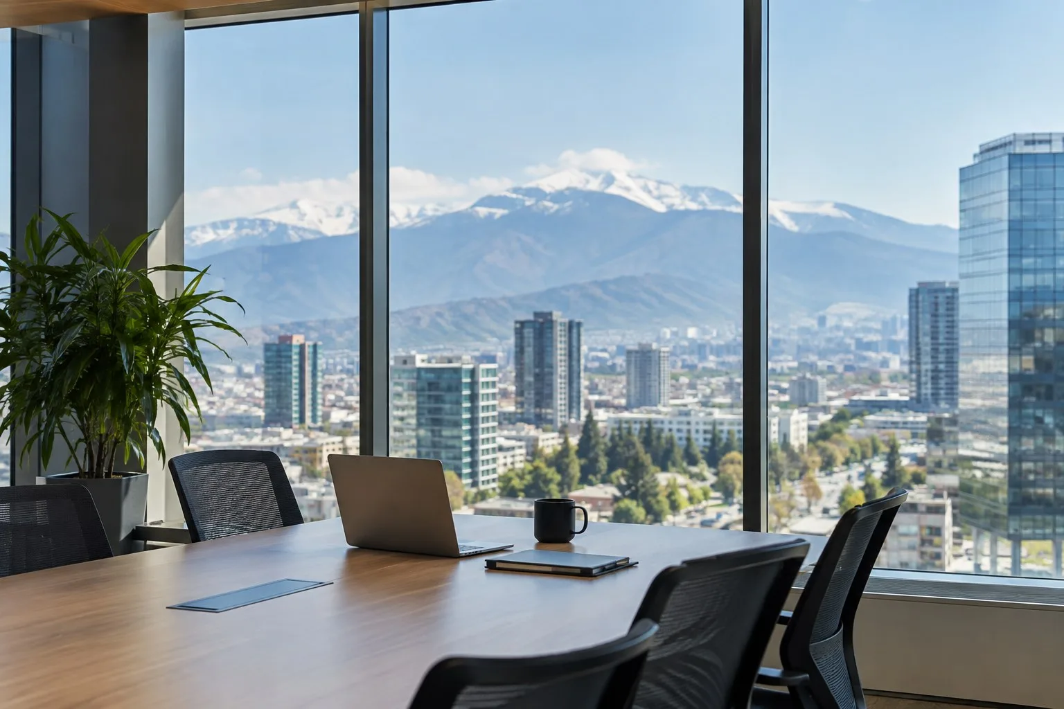 Nilüfer ve Bursa sanal ofis lokasyonlarını temsil eden, Uludağ manzaralı modern ofis ortamı